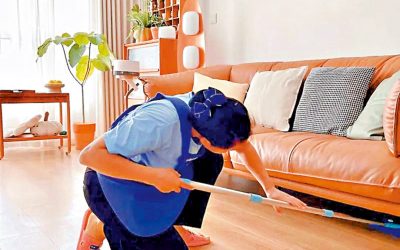 “家门口”的服务升级：城乡家庭一站式服务成新蓝海，数字赋能下“人的温度”成核心竞争力